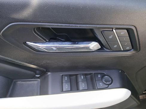 Used 2023 GMC Canyon AT4X image 17