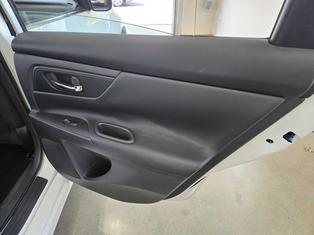 Used 2016 Nissan Altima 2.5 S w/ Power Driver Seat Package FWD image 24