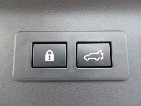 Certified 2025 Subaru Forester Limited AWD/4WD image 28