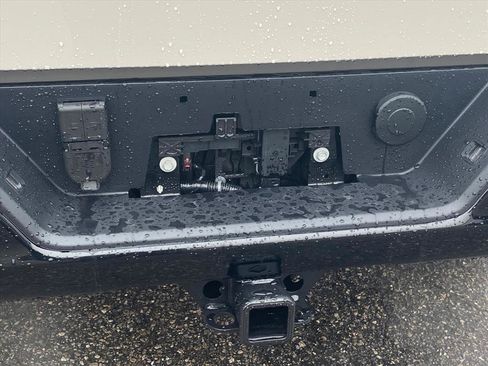 New 2026 Chevrolet Silverado 1500 ZR2 w/ Dark Appearance Package image 7