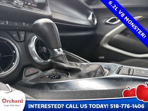 Used 2021 Chevrolet Camaro LT w/ Technology Package image 25
