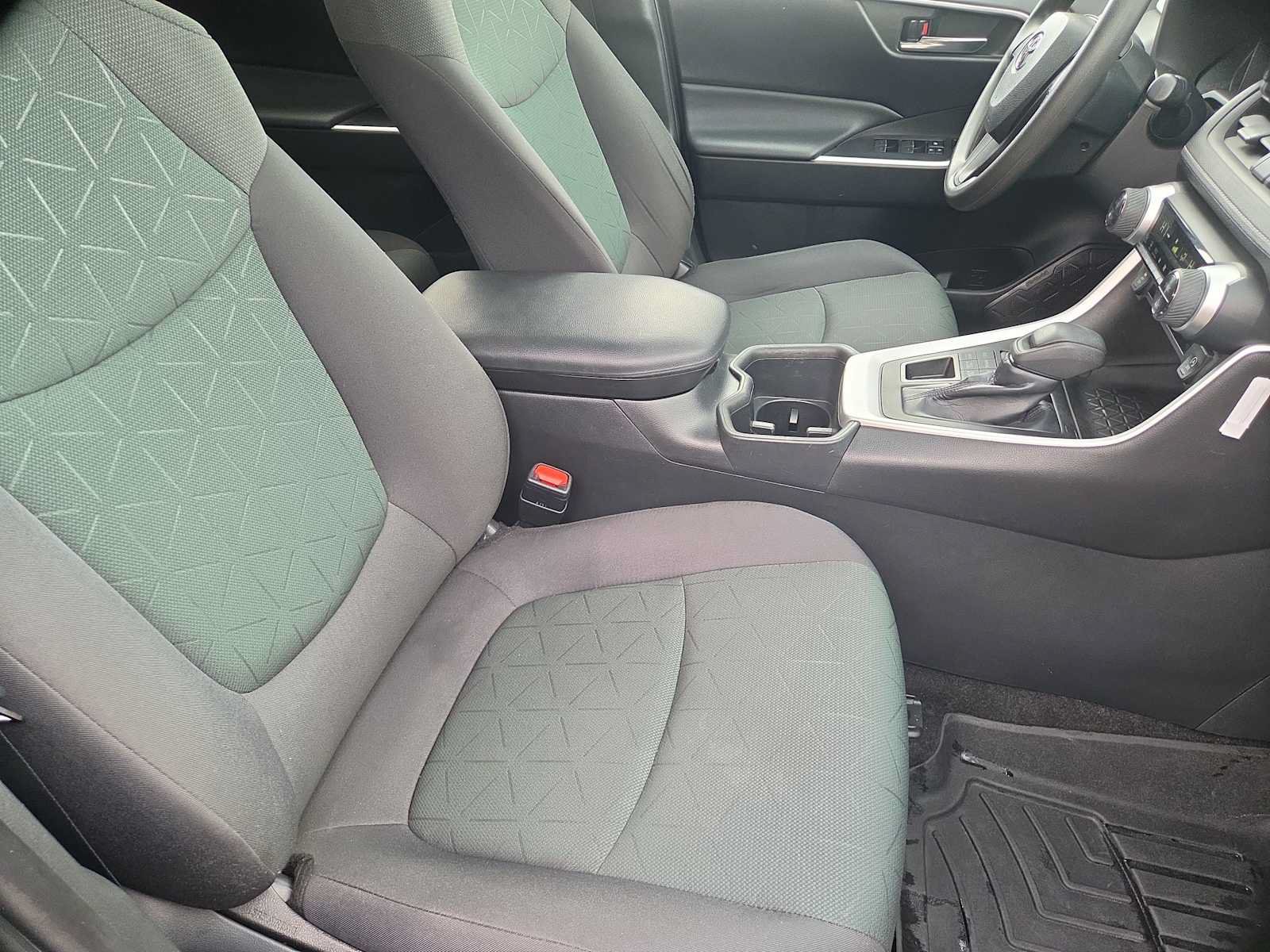 Used 2023 Toyota RAV4 XLE w/ Convenience Package AWD/4WD image 20