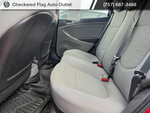 Used 2017 Hyundai Accent SE FWD image 18