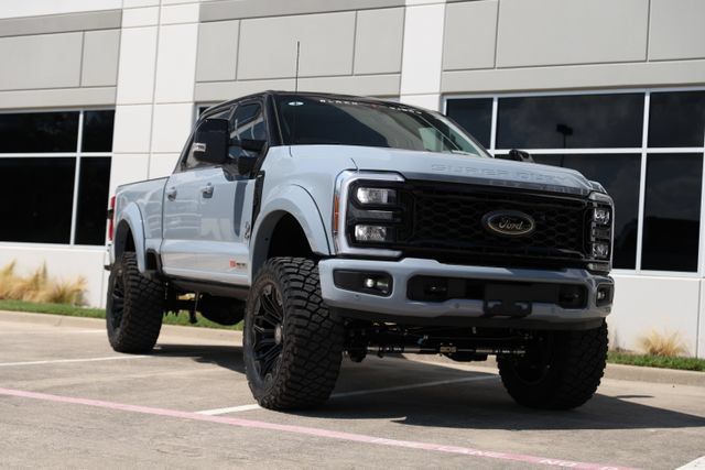 New 2026 Ford F250 Lariat w/ Black Appearance Package AWD/4WD image 4