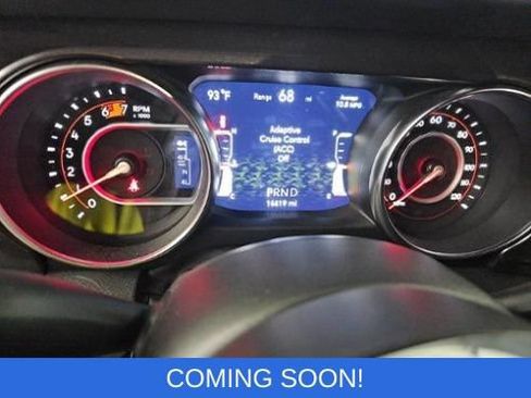 Used 2022 Jeep Wrangler Unlimited Rubicon w/ Xtreme Recon 35" Tire Package AWD/4WD image 26