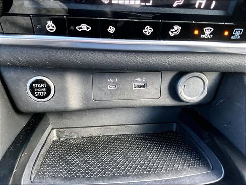 Used 2023 Nissan Rogue SV w/ SV Premium B Package image 26