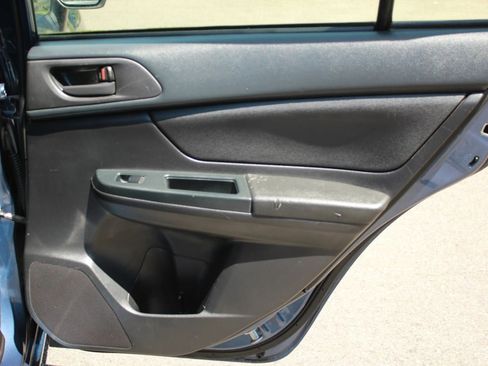 Used 2013 Subaru Impreza 2.0i AWD/4WD image 19
