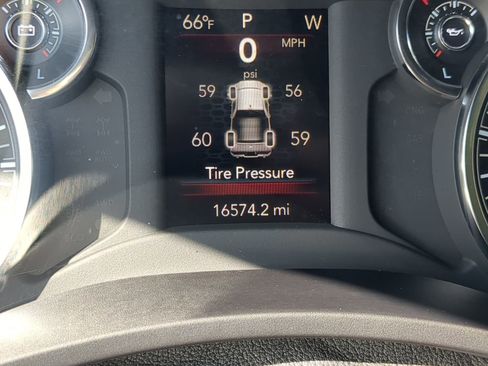 Used 2024 RAM 2500 Big Horn w/ Bed Utility Group image 61