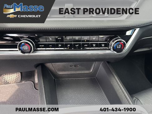 Used 2025 Chevrolet Equinox LT w/ Convenience Package II AWD/4WD image 14