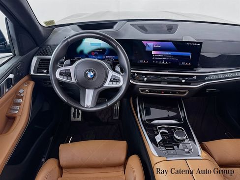 Used 2024 BMW X7 xDrive40i w/ M Sport Package AWD/4WD image 23
