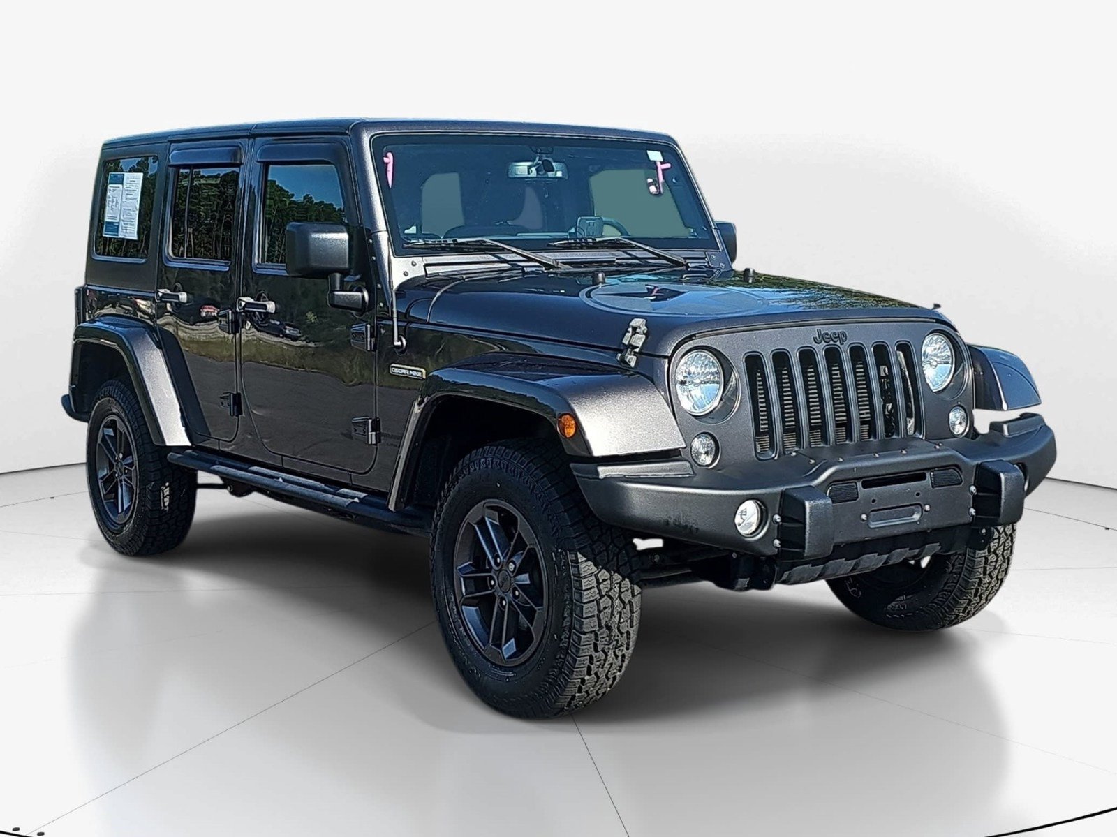 Used 2018 Jeep Wrangler Unlimited Sport AWD/4WD image 2