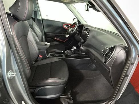 Used 2023 Kia Soul GT-Line FWD image 31