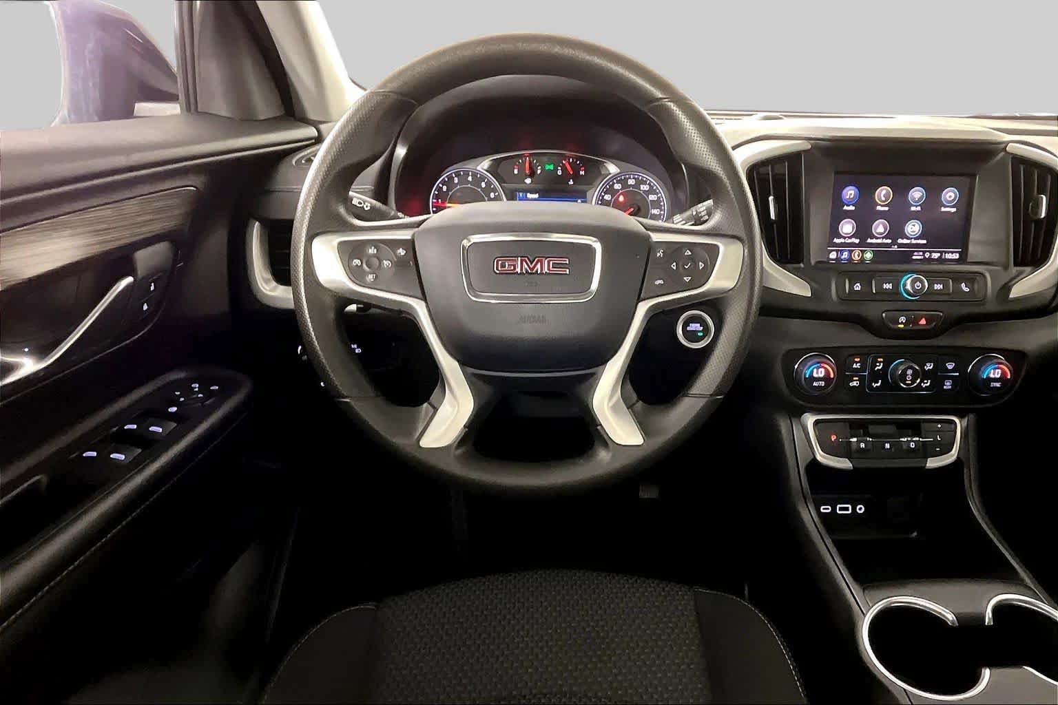 Used 2024 GMC Terrain SLE w/ Driver Convenience Package FWD image 6