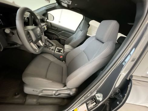 New 2026 Toyota 4Runner SR5 AWD/4WD image 11