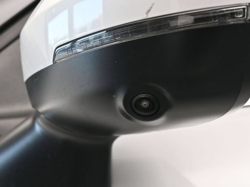 Used 2024 Mitsubishi Outlander SEL FWD image 49