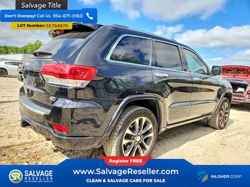 Used 2017 Jeep Grand Cherokee Overland w/ Jeep Active Safety Group AWD/4WD image 4