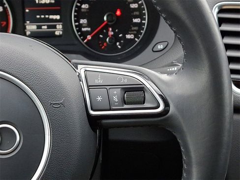 Used 2018 Audi Q3 2.0T Premium Plus w/ Premium Plus Package image 25