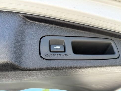 Certified 2022 Honda CR-V Touring image 24