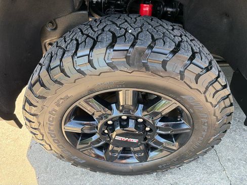 Used 2024 GMC Sierra 3500 AT4 w/ AT4 Premium Plus Package AWD/4WD image 29
