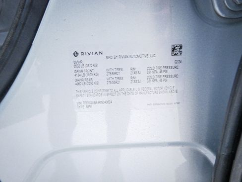 Used 2024 Rivian R1S Adventure Quad AWD/4WD image 35
