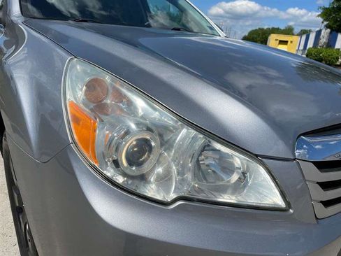 Used 2011 Subaru Outback 3.6R Limited w/ PWR Moonroof Pkg AWD/4WD image 89