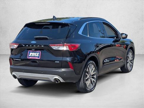 Used 2020 Ford Escape Titanium w/ Titanium Premium Package 2.0 FWD image 5