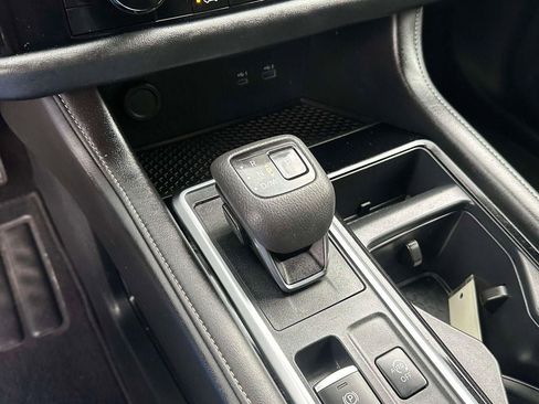 Certified 2024 Nissan Pathfinder SV image 27