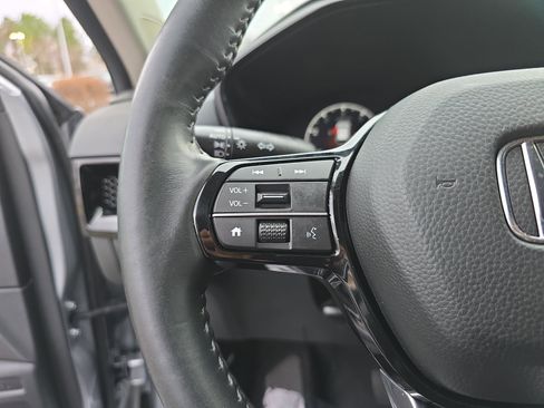 Used 2023 Honda CR-V EX-L image 17