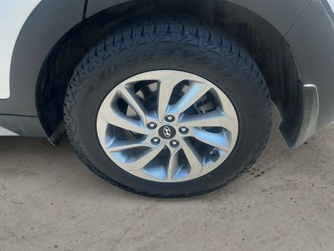 Used 2018 Hyundai Tucson SEL Plus w/ Cargo Package AWD/4WD image 14