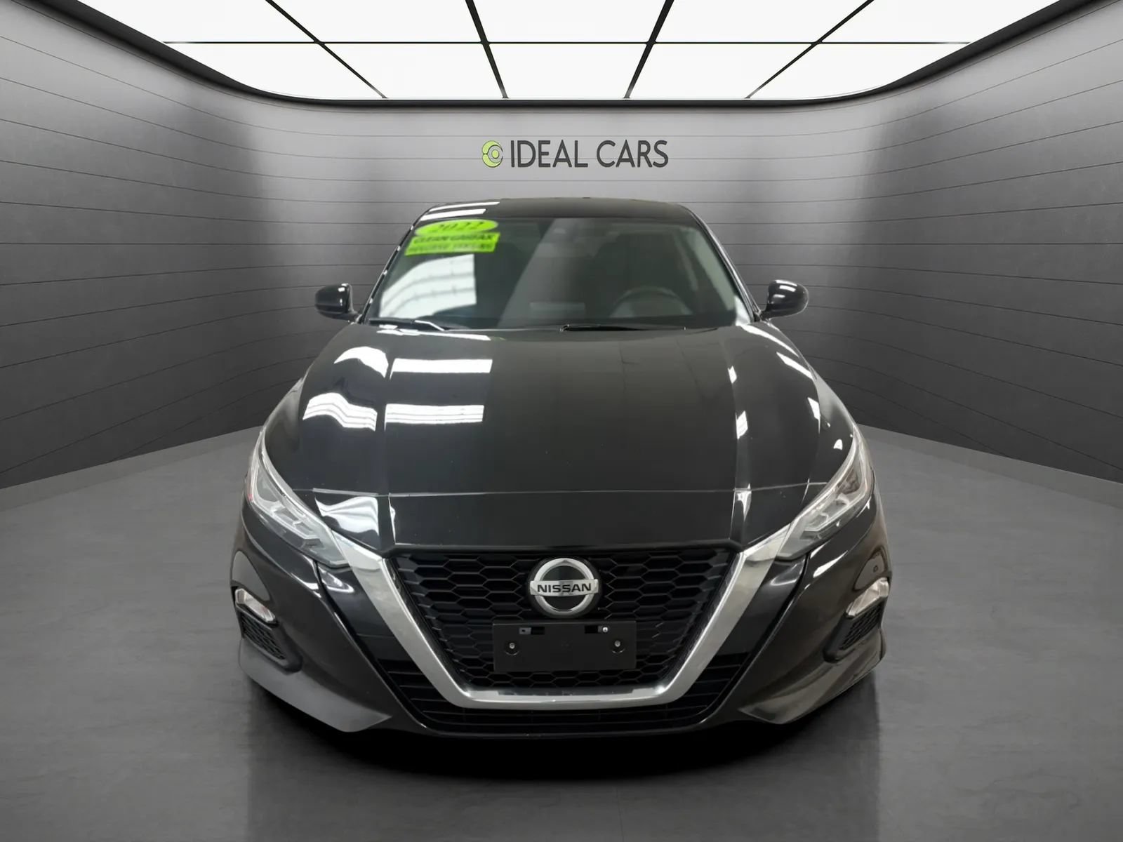 Used 2022 Nissan Altima 2.5 SV FWD image 2