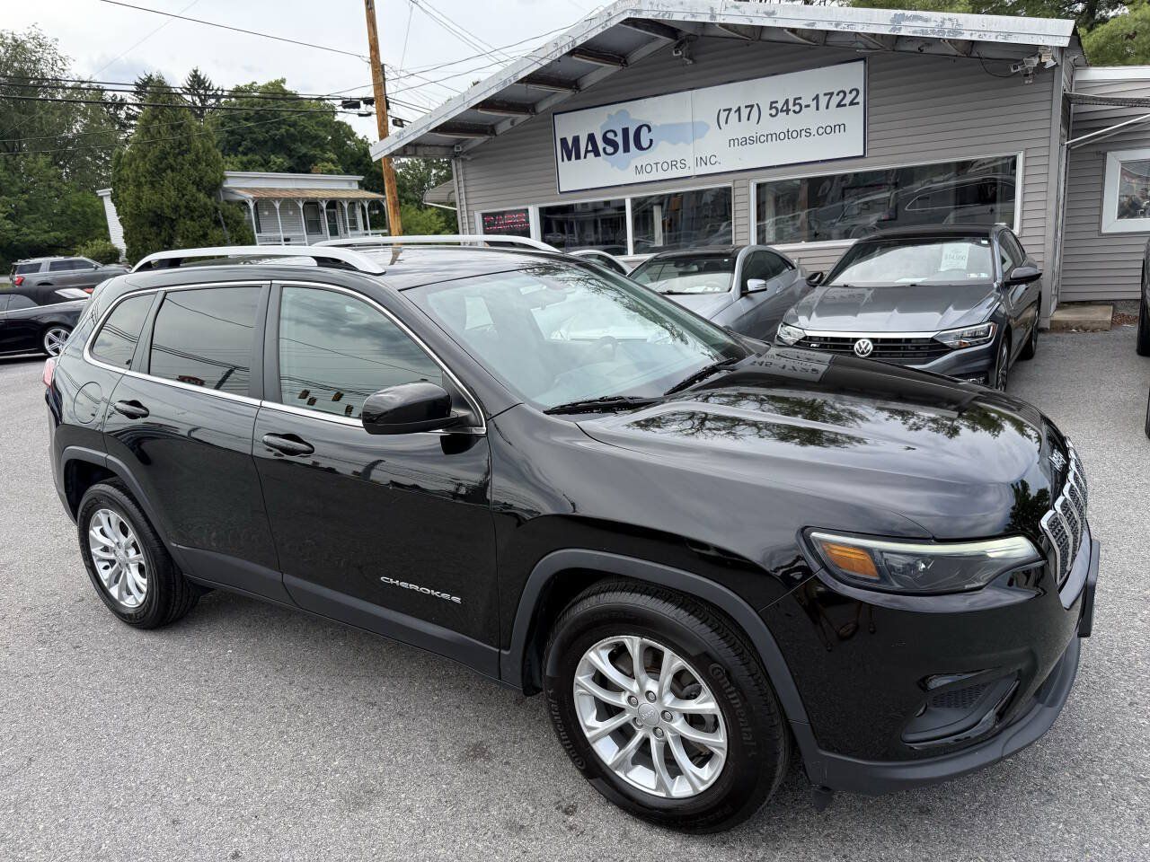 Used 2019 Jeep Cherokee Latitude w/ Popular Appearance Group FWD image 27