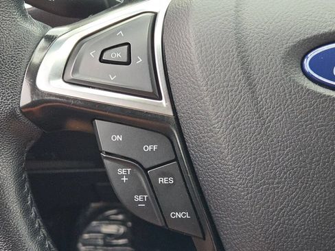 Used 2024 Ford Edge Titanium AWD/4WD image 34