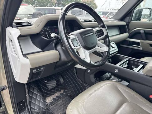 Used 2022 Land Rover Defender 110 S AWD/4WD image 18