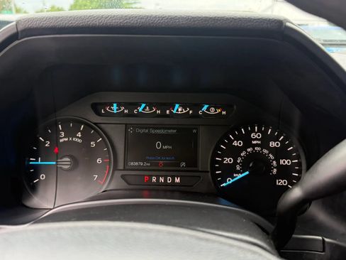 Used 2019 Ford F150 XL w/ Equipment Group 101A Mid AWD/4WD image 16