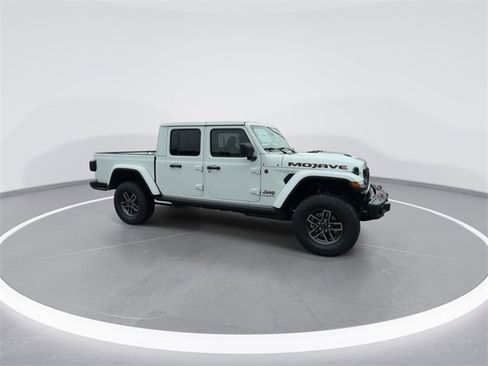 New 2026 Jeep Gladiator Mojave image 2