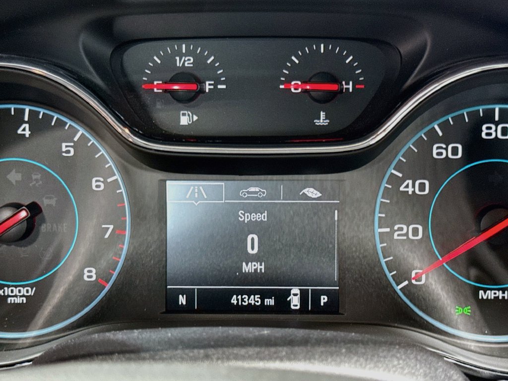 Used 2018 Chevrolet Cruze LT w/ Convenience Package FWD image 12