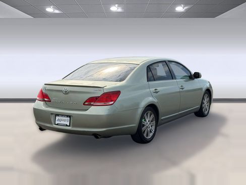 Used 2006 Toyota Avalon Limited FWD image 9
