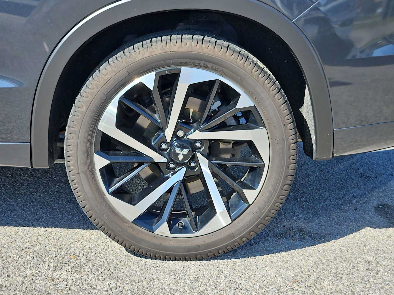 Used 2024 Mitsubishi Outlander SEL FWD image 12