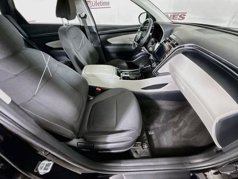 Certified 2024 Hyundai Tucson SE FWD image 30