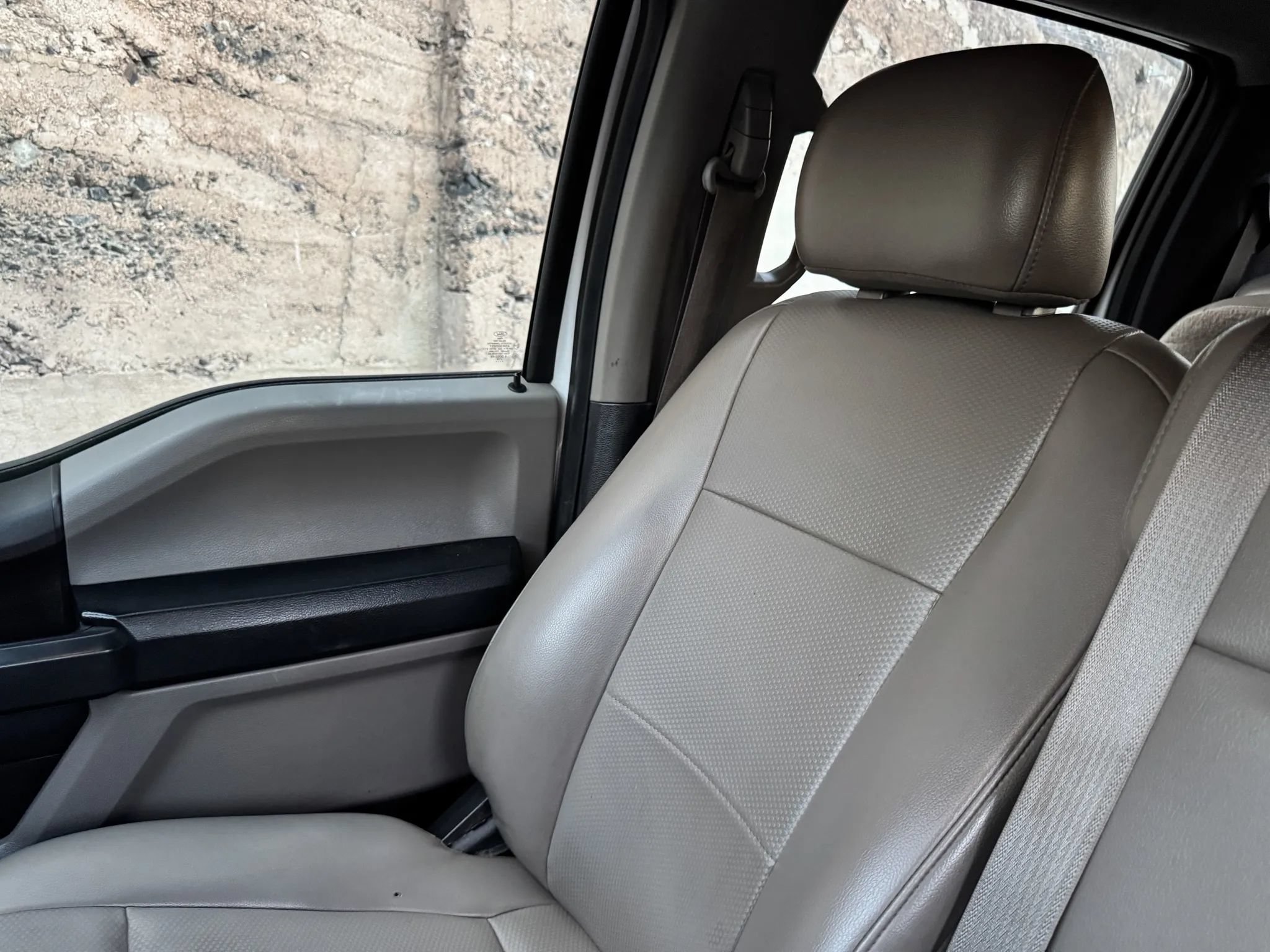 Used 2018 Ford F150 XL w/ Equipment Group 101A Mid AWD/4WD image 18