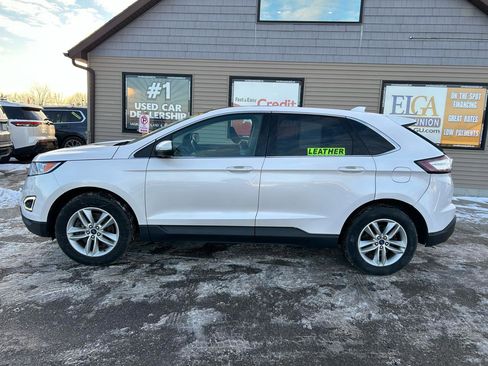 Used 2017 Ford Edge SEL w/ Equipment Group 201A image 8