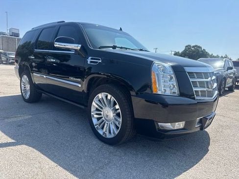 Used 2014 Cadillac Escalade Platinum AWD/4WD image 1