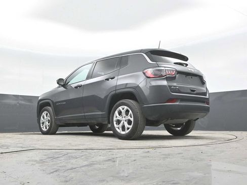 Used 2024 Jeep Compass Sport AWD/4WD image 37