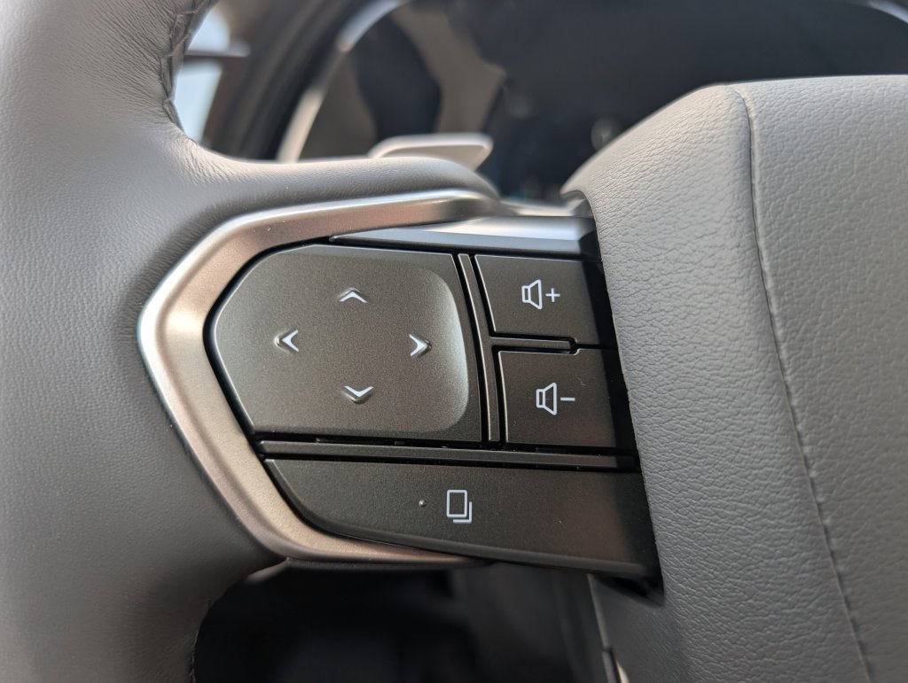 Used 2026 Lexus RX 350 FWD w/ Convenience Package image 18