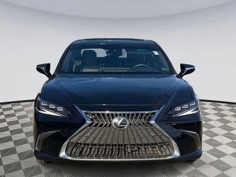 Used 2024 Lexus ES 300h w/ Premium Package image 6