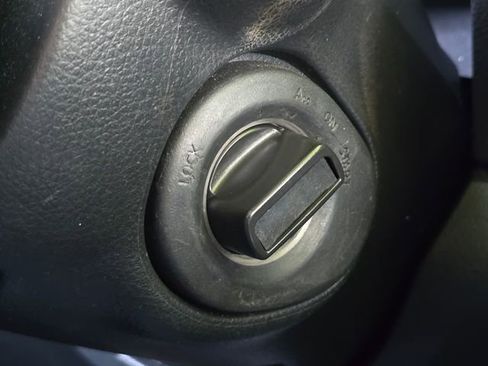 Used 2008 Nissan Rogue SL w/ Premium Pkg image 21