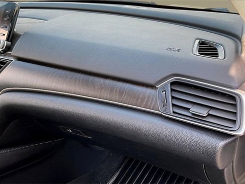 Used 2019 Honda Accord EX-L image 24