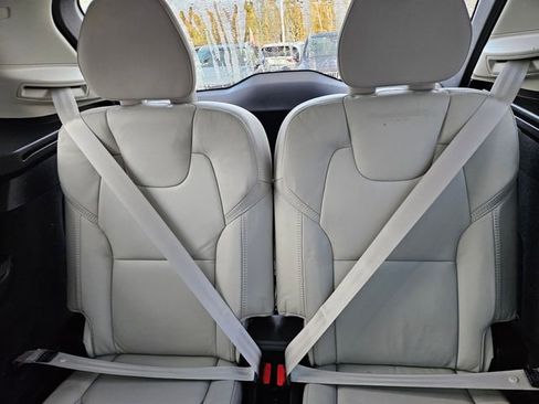 Certified 2023 Volvo XC90 T8 Ultimate image 17