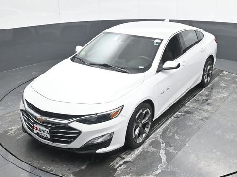 Used 2024 Chevrolet Malibu LT image 41