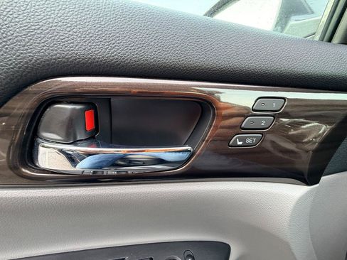 Used 2017 Honda Accord EX-L image 31